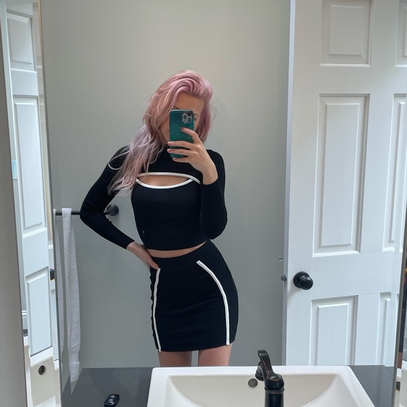 Top and skirt set - Picture 2 of 5